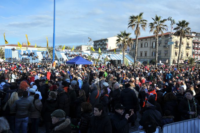 Ingrandisci la foto