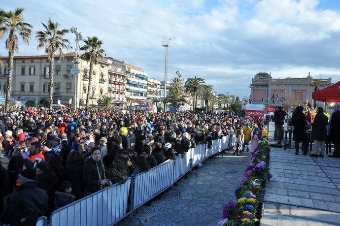 Ingrandisci la foto
