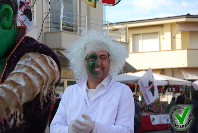 Ingrandisci la foto