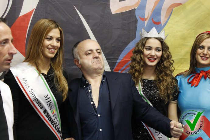 Ingrandisci la foto