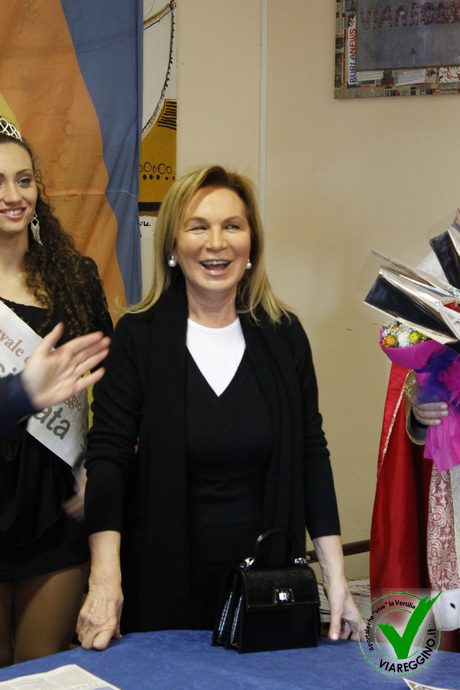 Ingrandisci la foto