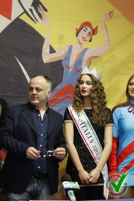 Ingrandisci la foto