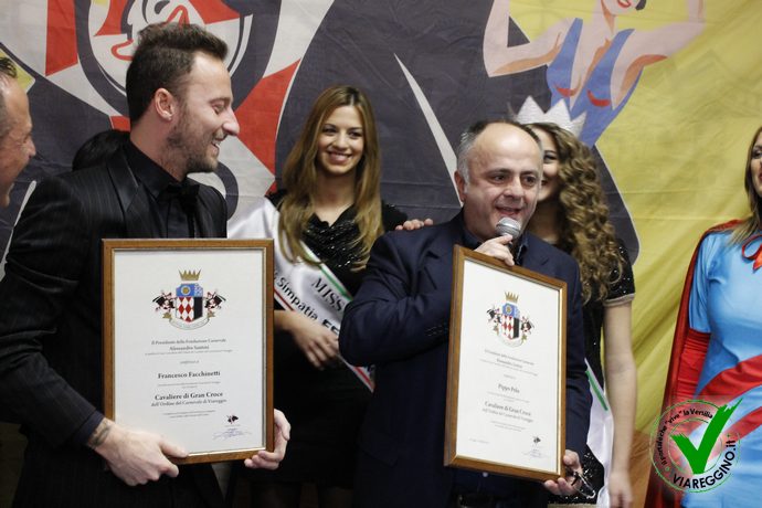 Ingrandisci la foto