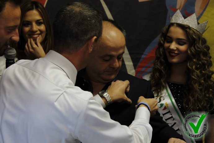 Ingrandisci la foto