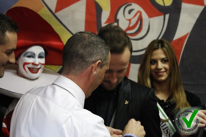 Ingrandisci la foto