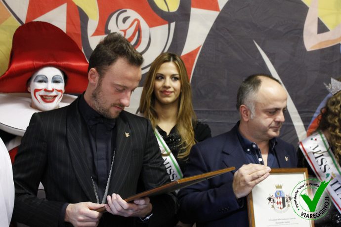 Ingrandisci la foto