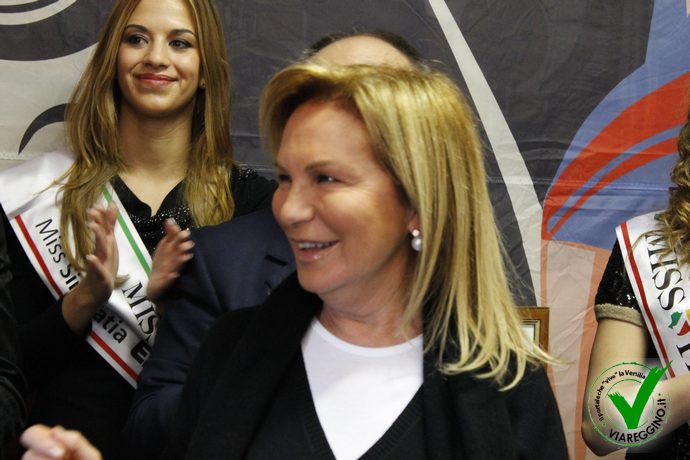 Ingrandisci la foto