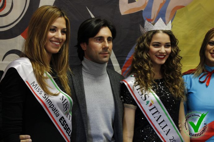 Ingrandisci la foto