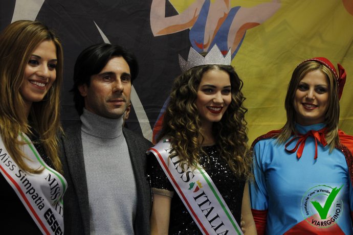 Ingrandisci la foto