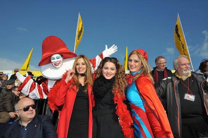 Ingrandisci la foto