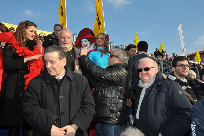 Ingrandisci la foto