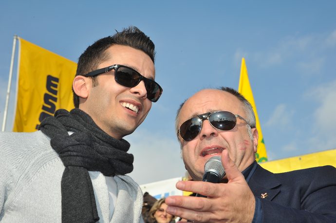 Ingrandisci la foto