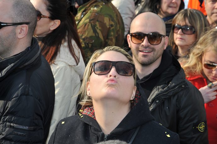 Ingrandisci la foto