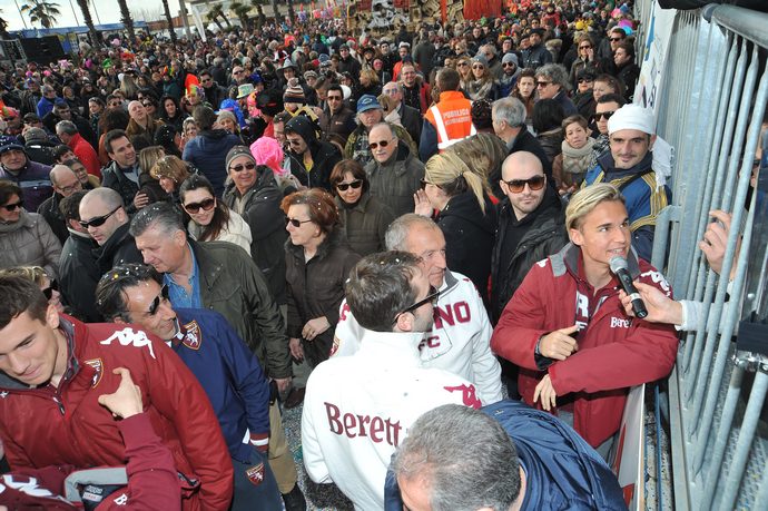 Ingrandisci la foto