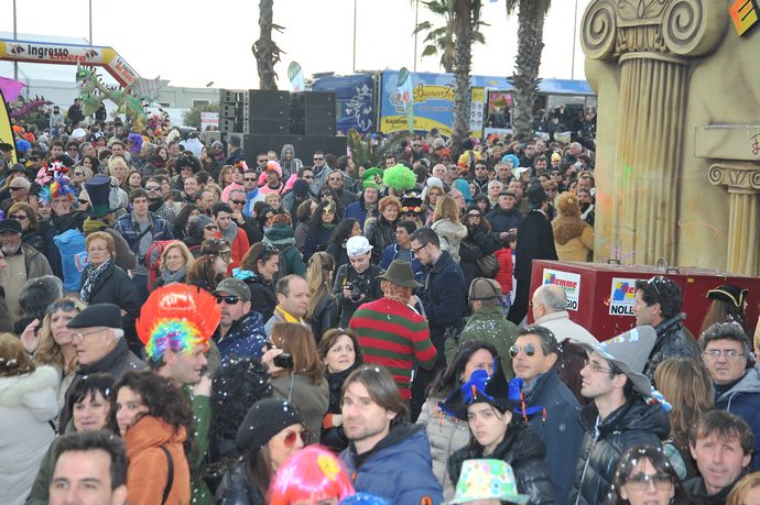 Ingrandisci la foto