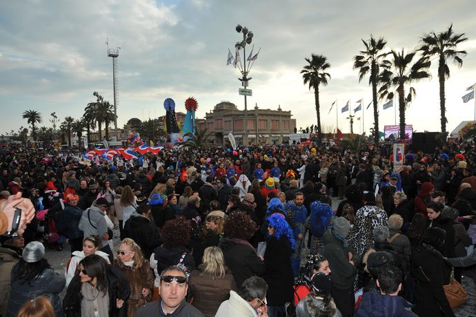 Ingrandisci la foto