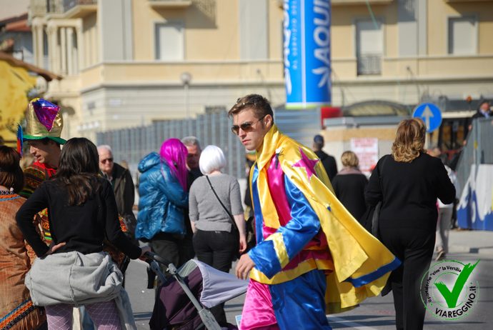 Ingrandisci la foto