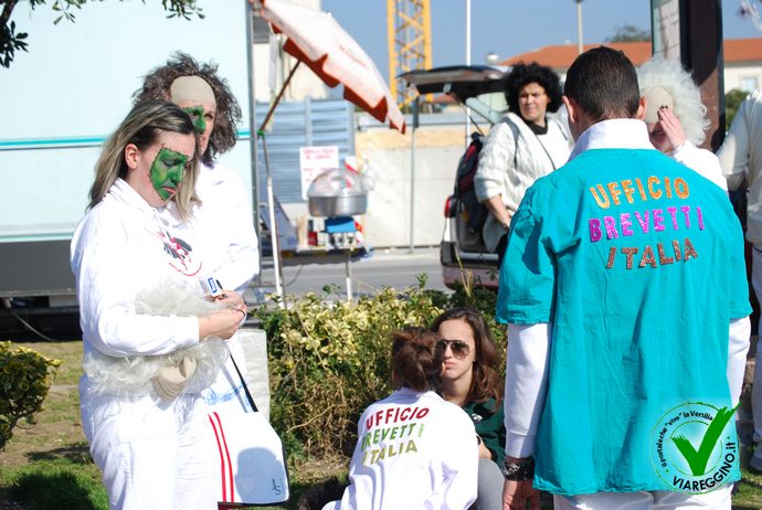 Ingrandisci la foto