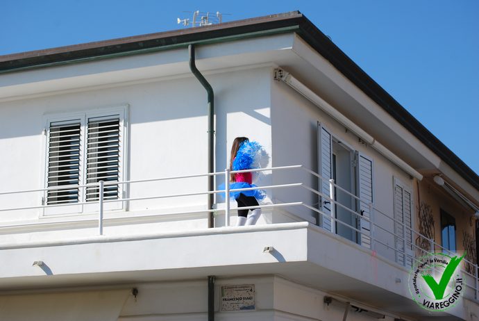Ingrandisci la foto