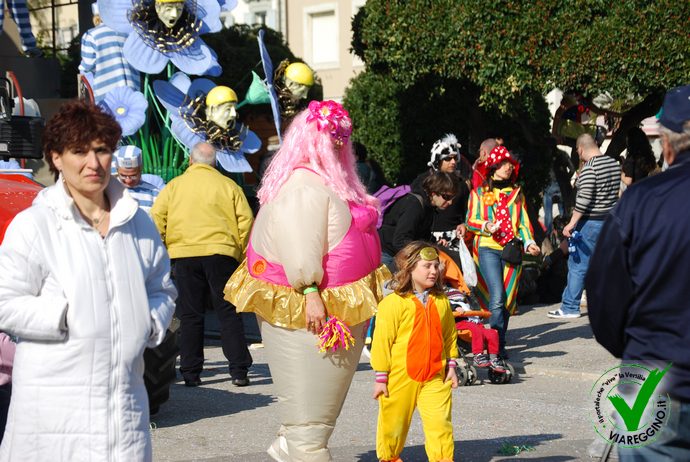 Ingrandisci la foto