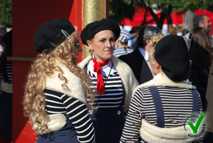 Ingrandisci la foto