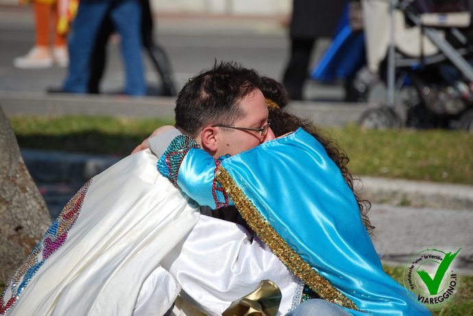 Ingrandisci la foto