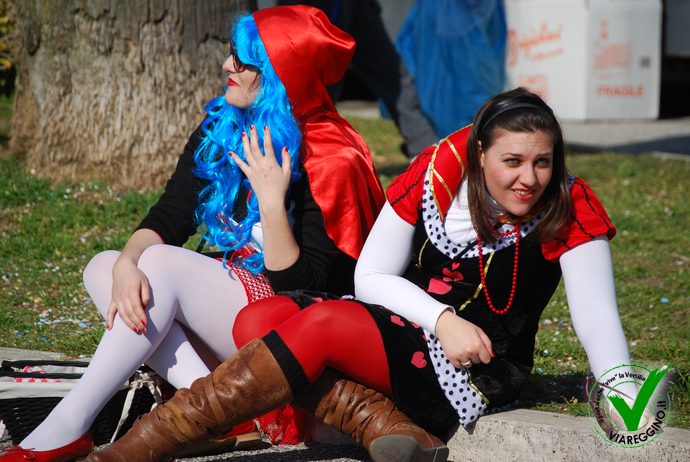 Ingrandisci la foto
