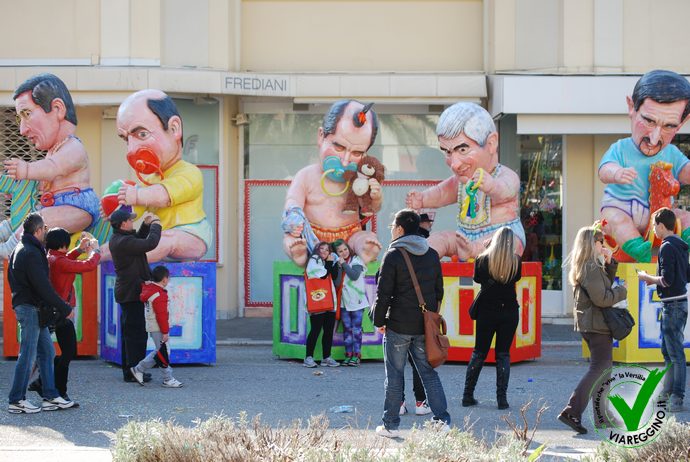 Ingrandisci la foto