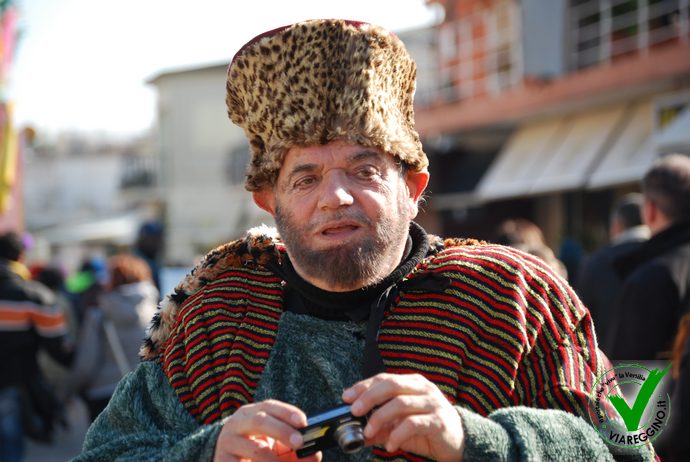 Ingrandisci la foto