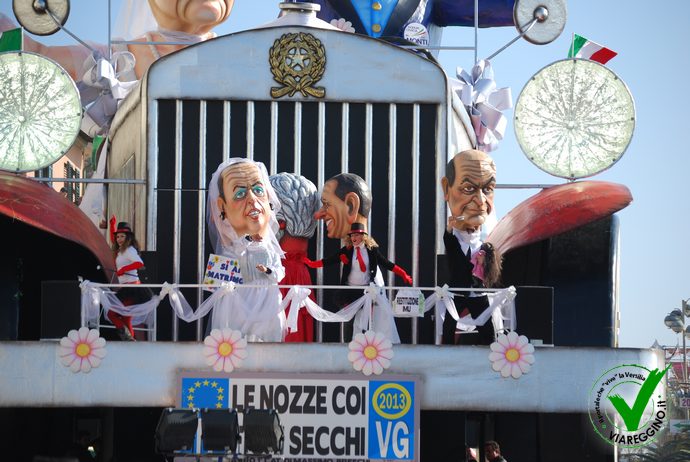 Ingrandisci la foto