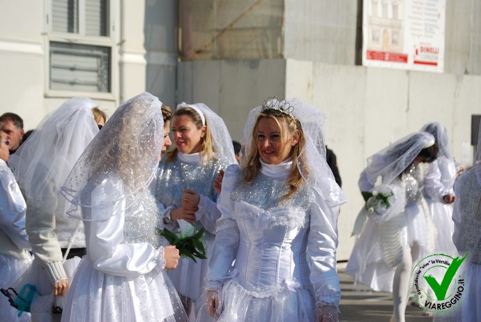 Ingrandisci la foto