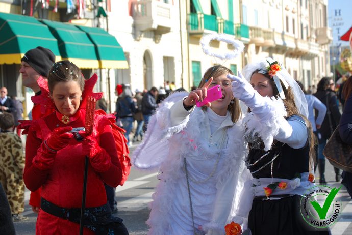 Ingrandisci la foto