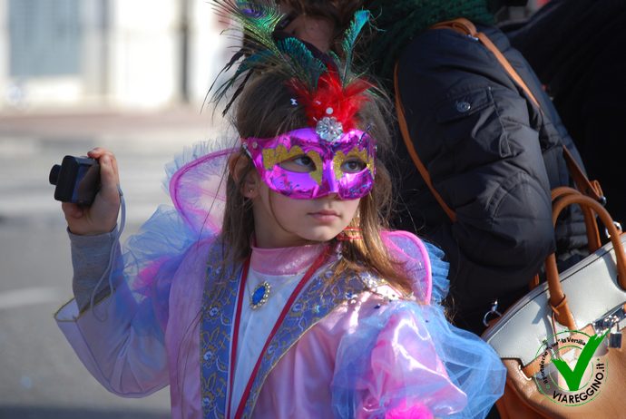 Ingrandisci la foto