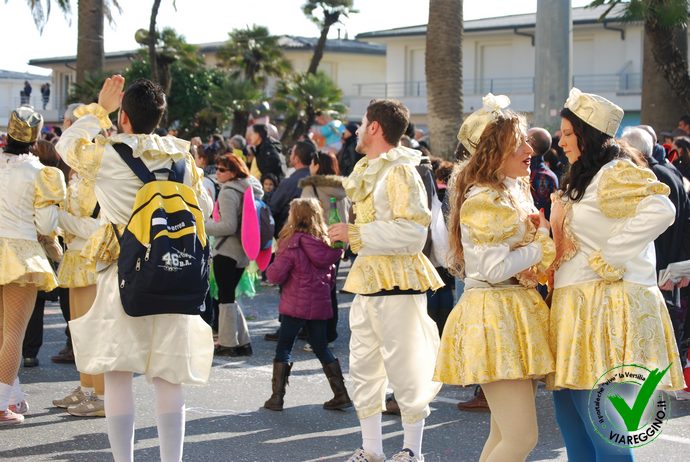 Ingrandisci la foto