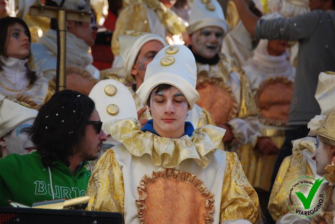 Ingrandisci la foto