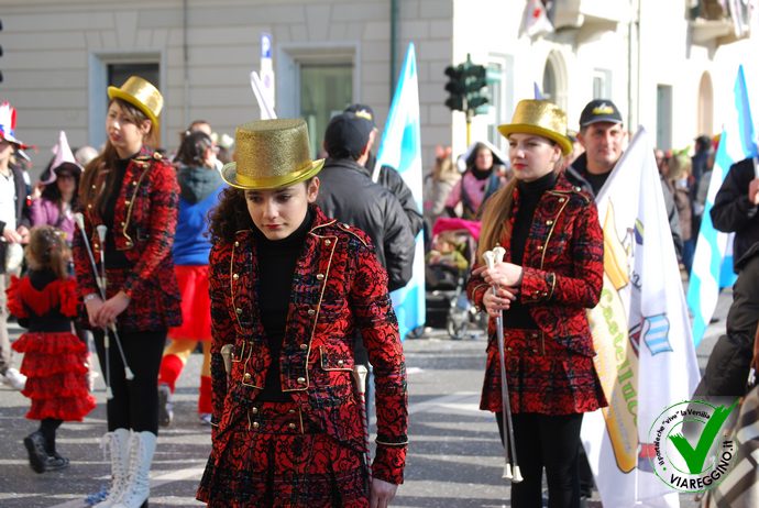 Ingrandisci la foto