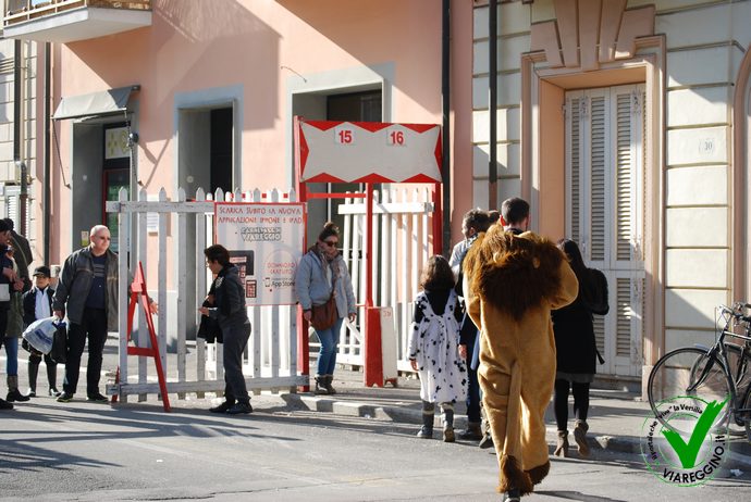Ingrandisci la foto