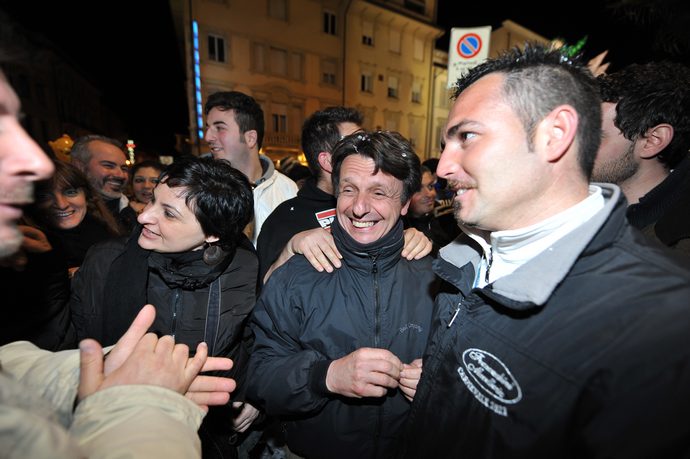 Ingrandisci la foto