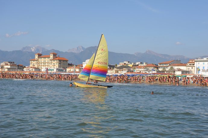 Ingrandisci la foto