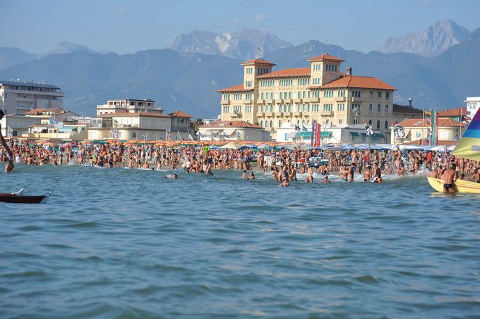 Ingrandisci la foto