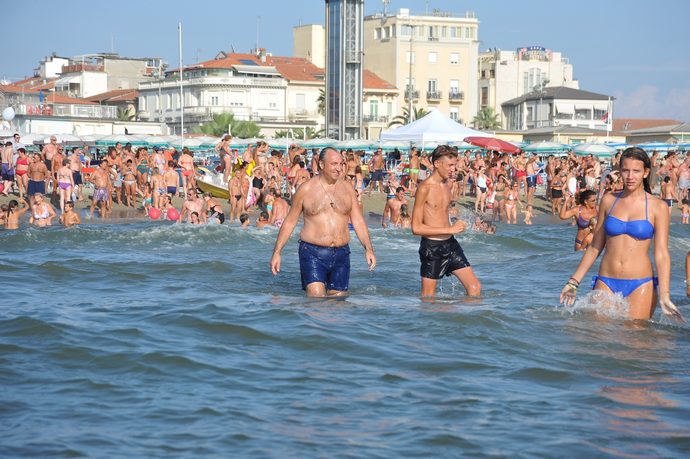 Ingrandisci la foto