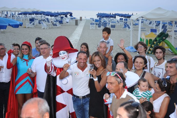 Ingrandisci la foto