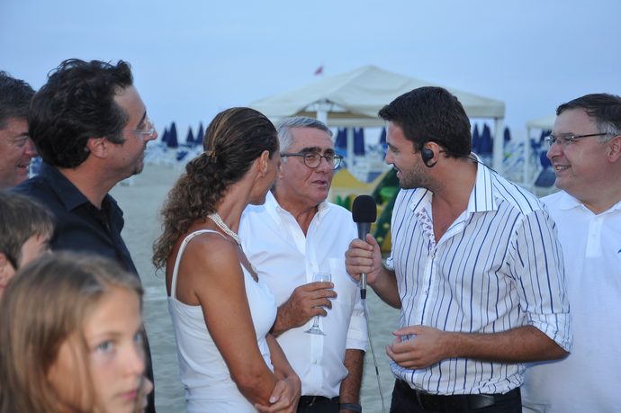 Ingrandisci la foto