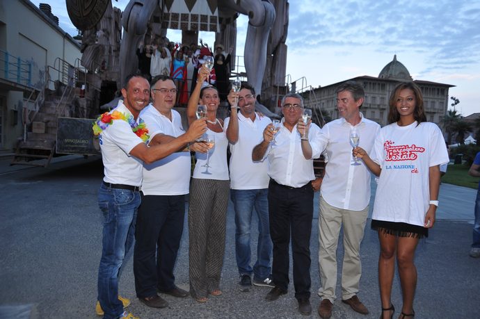 Ingrandisci la foto