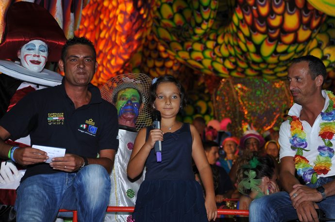 Ingrandisci la foto