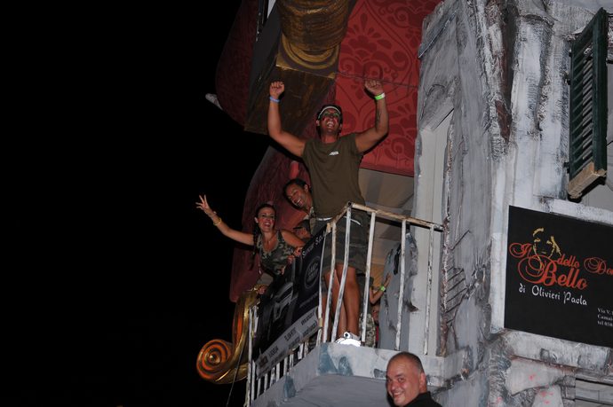 Ingrandisci la foto
