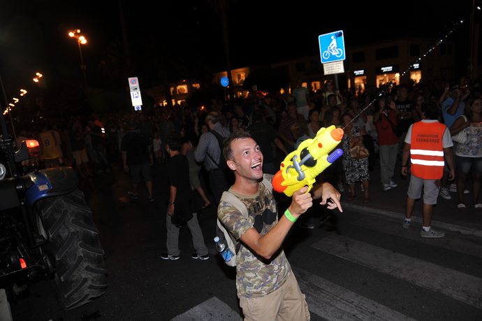 Ingrandisci la foto