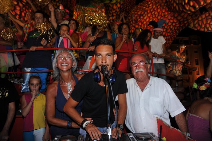Ingrandisci la foto