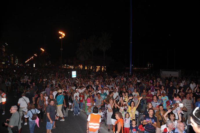 Ingrandisci la foto