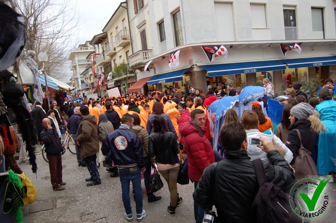 Ingrandisci la foto
